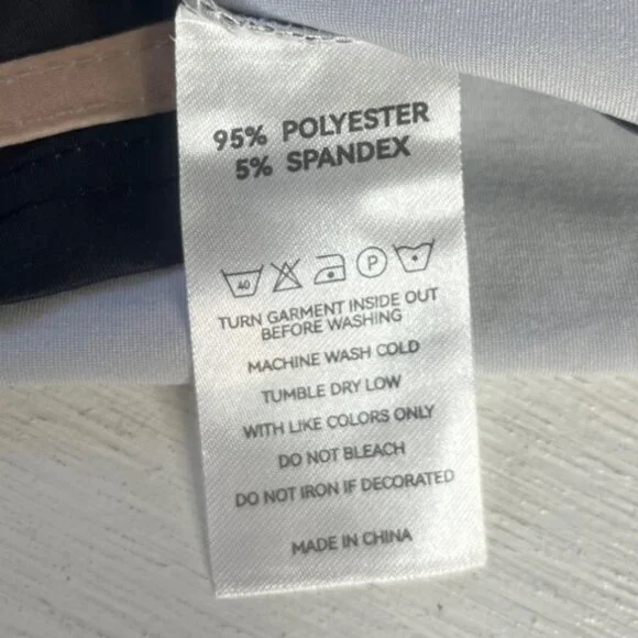 Mainfini Polo Shirt Mens Medium New WOT Blue American Flag Patriotic - Picture 7 of 7